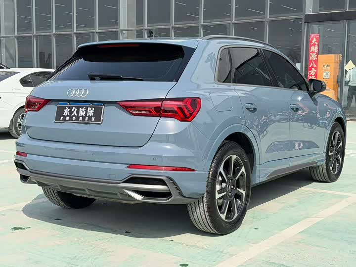 Audi Q3 2023 40 TFSI RS — фото 21