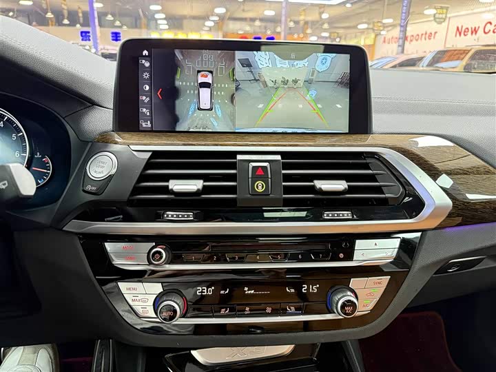 BMW X3 2018 x Drive 30i Leading M V — фото 17