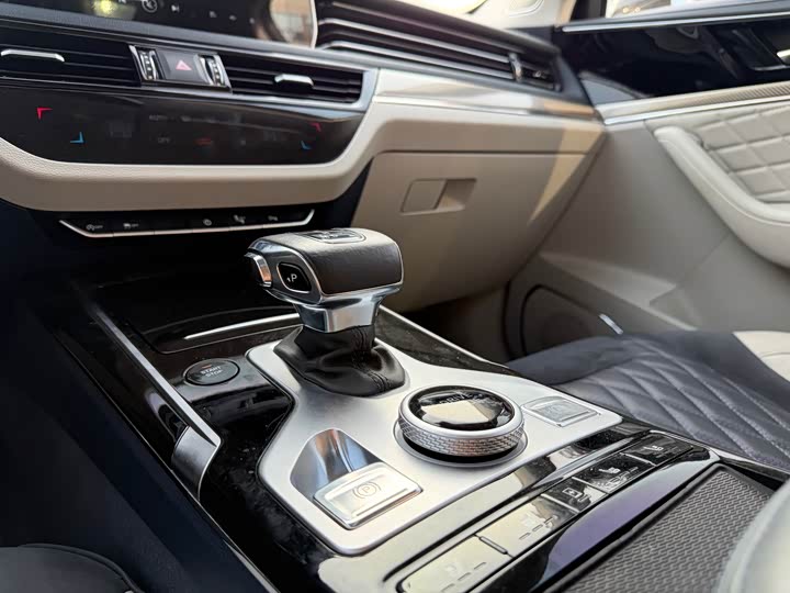 Hongqi HS5 2022 2.0 T 4 WD — фото 10