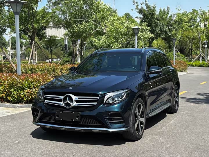 Mercedes-Benz GLC 2019 GLC 260 4 MATIC Luxury — фото 1