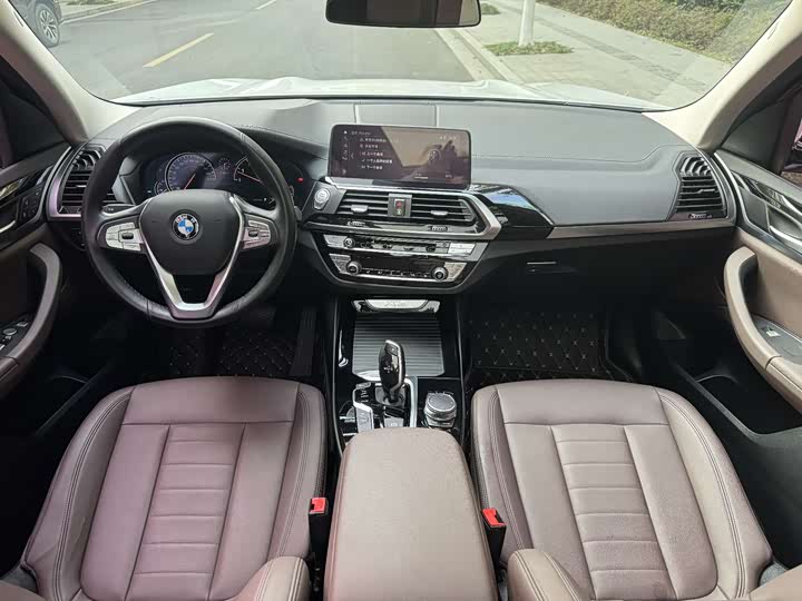 BMW X3 2018 x Drive 25i V — фото 6