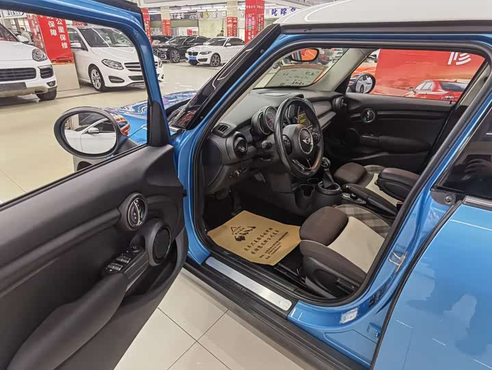 MINI Hatch — фото 11