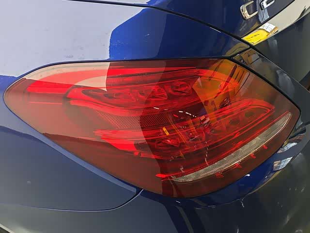 Mercedes-Benz C-Class 2018 C 200 L — фото 15
