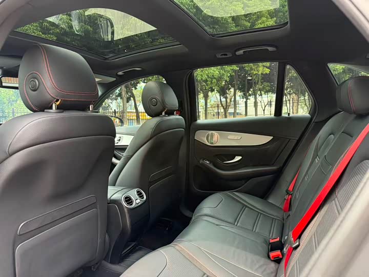 Mercedes-Benz GLC 2017 AMG GLC 43 4 MATIC — фото 32