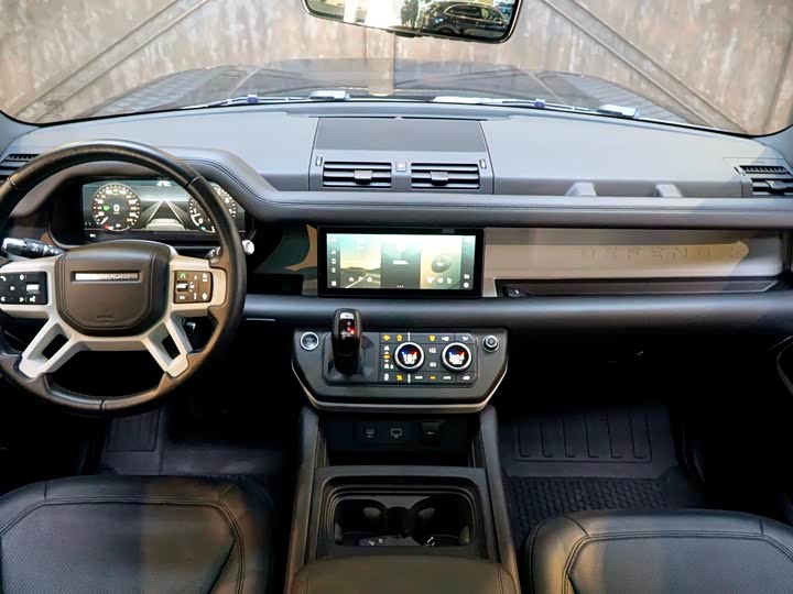 Land Rover Defender — фото 14