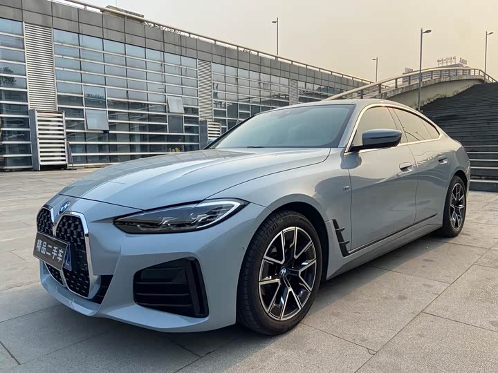 BMW 4-Series 2022 425i Gran Coupe M — фото 1