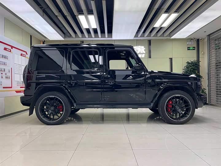 Mercedes-Benz G-Class 2019 AMG G 63 — фото 5