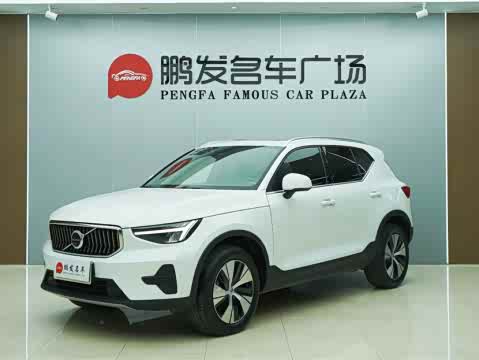 Volvo XC40 2024 B 3 — фото 18