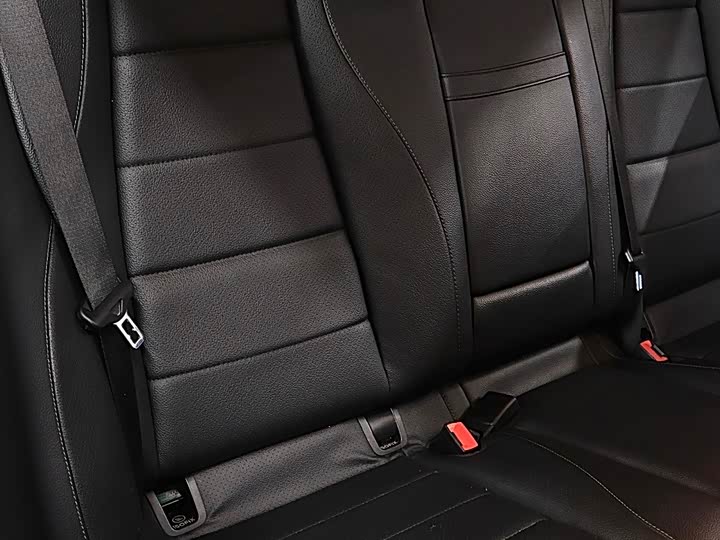 Mercedes-Benz GLE 2020 GLE 450 4 MATIC SUV — фото 18