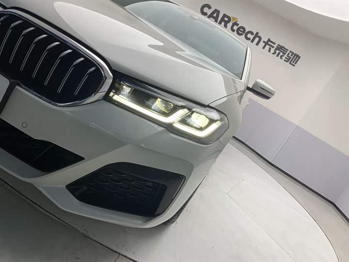 BMW 5-Series 2021 530 Li Leading M — фото 9