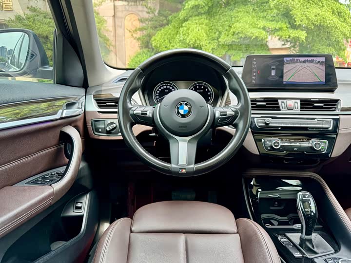 BMW X1 2020 x Drive 25 Li — фото 9
