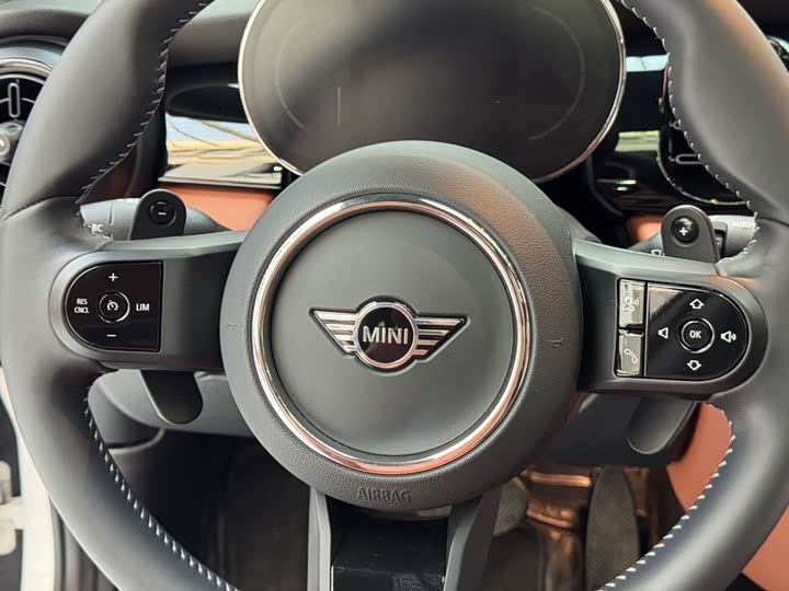 MINI Hatch — фото 15