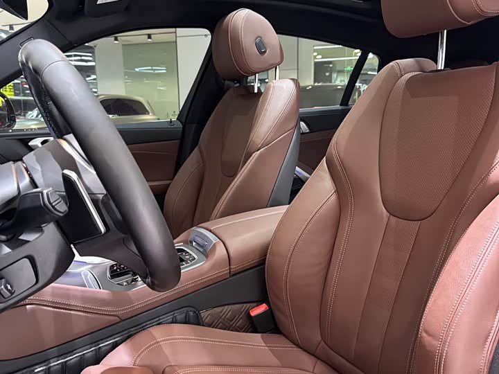 BMW X6 2020 x Drive 30i M — фото 11