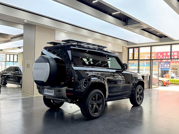 Land Rover Defender — фото 13