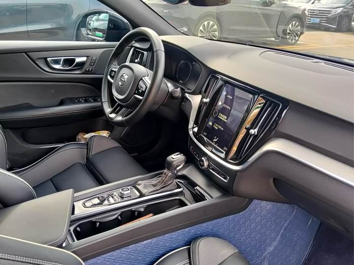 Volvo S60 2020 T 4 — фото 9