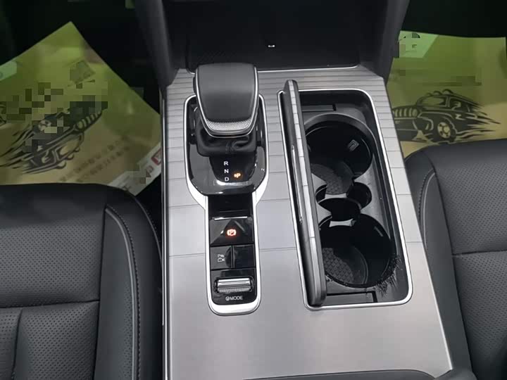Hongqi HS7 PHEV 2024 2.0 T PHEV 4 WD 6 — фото 14