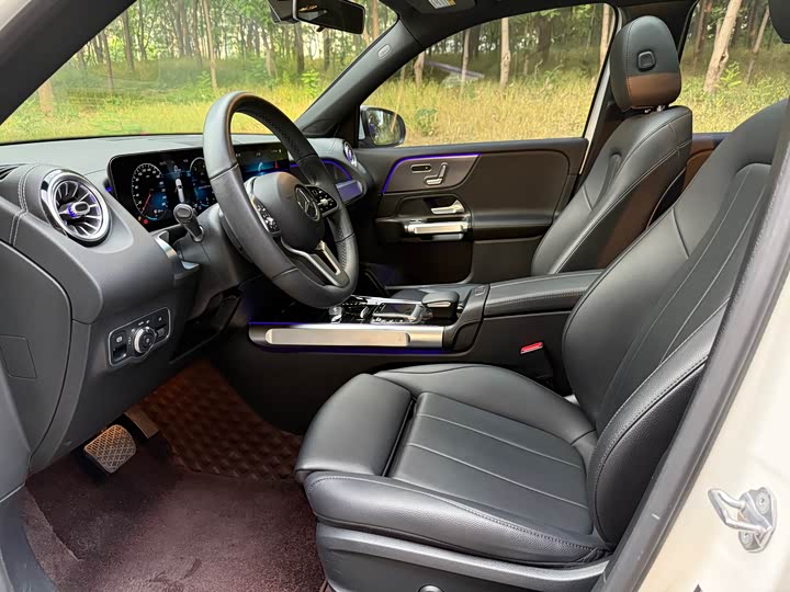 Mercedes-Benz GLB 2021 GLB 200 — фото 7