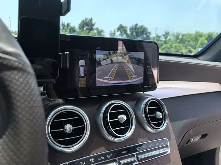 Mercedes-Benz GLC 2020 GLC 300 L 4 MATIC — фото 14
