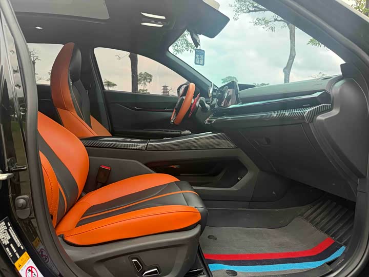Changan UNI-V 2024 1.5 T Sport — фото 5