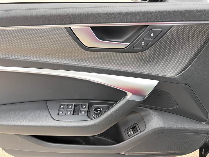 Audi A6L 2021 45 TFSI quattro — фото 23