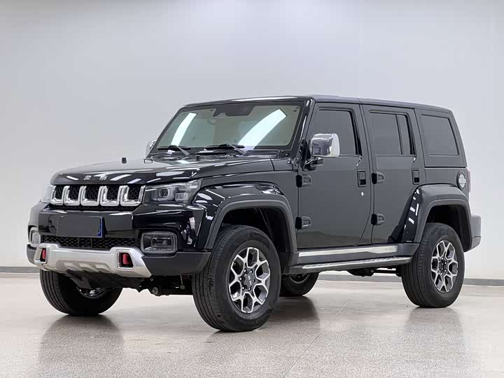 BAIC BJ40 2019 PLUS 2.3 T AT 4 WD VI — фото 1