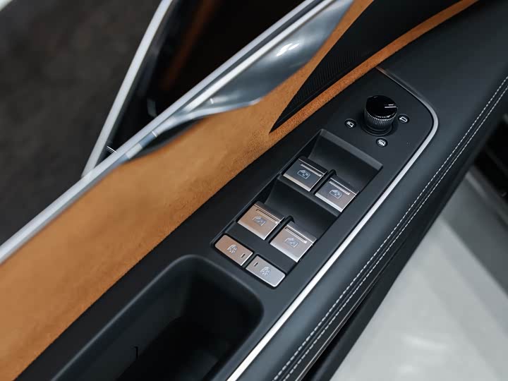 Audi A8 2024 A 8 L 50 TFSI quattro — фото 21