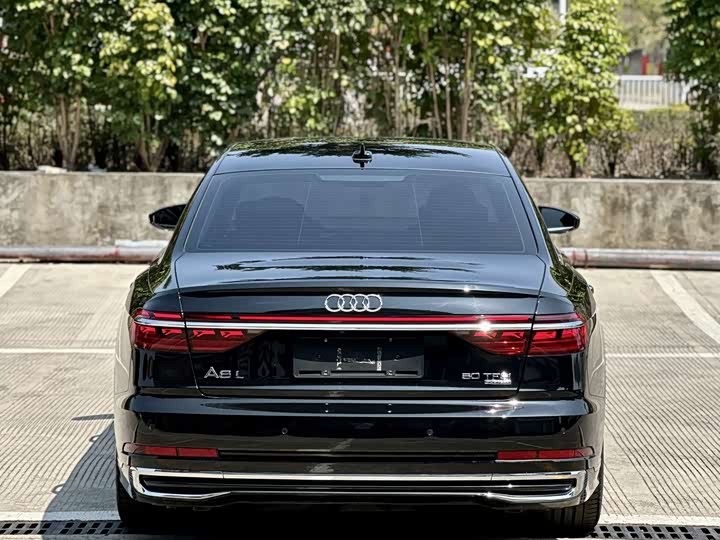 Audi A8 2023 A 8 L 50 TFSI quattro — фото 5