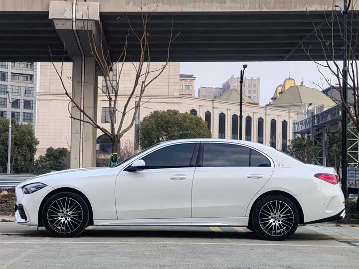 Mercedes-Benz C-Class 2023 C 200 L — фото 7