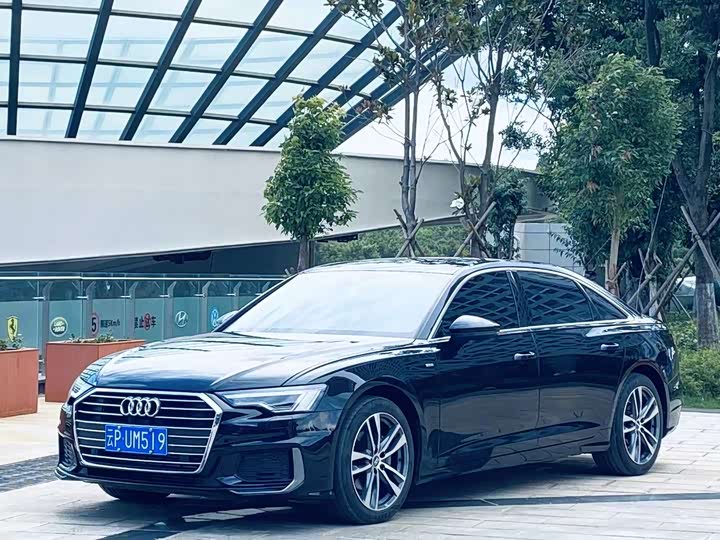 Audi A6L 2020 40 TFSI — фото 1