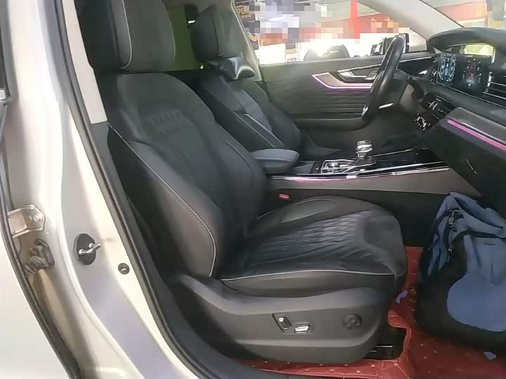Hongqi HS5 2022 2.0 T 4 WD — фото 25