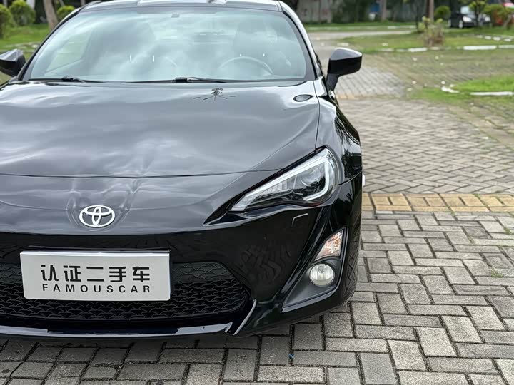Toyota 86 2017 2.0 L MTLuxury — фото 4