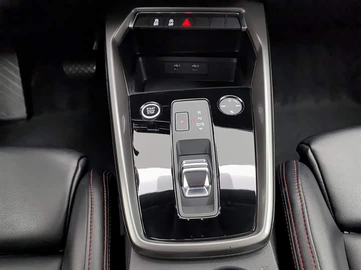 Audi A3 2021 A 3 L Limousine 35 TFSI Sport — фото 13
