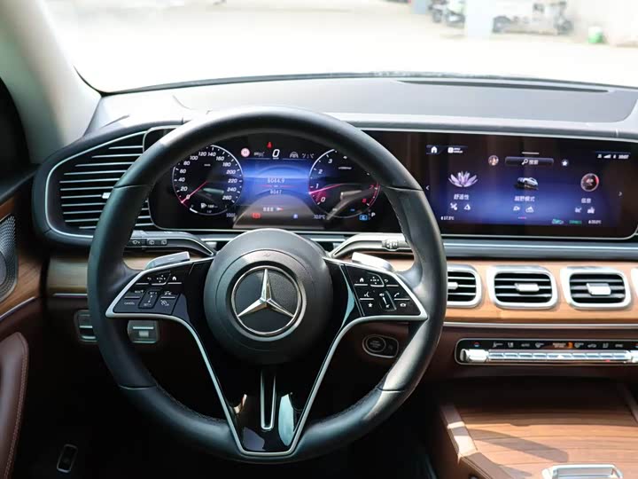 Mercedes-Benz GLE 2024 GLE 450 4 MATIC — фото 11