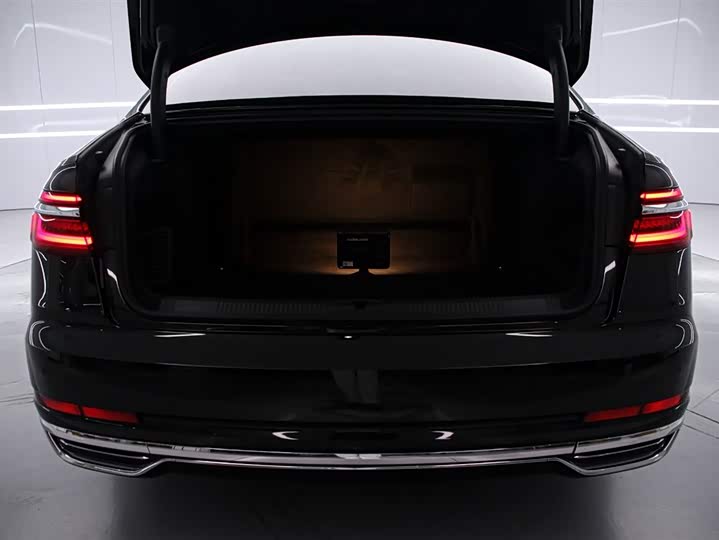Audi A8 2019 Plus A 8 L 50 TFSI quattro Comfort — фото 16