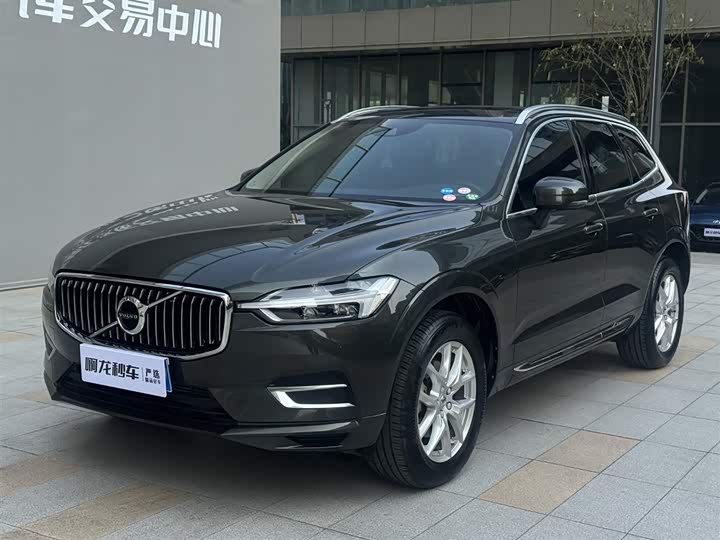 Volvo XC60 2020 T 5 4 WD — фото 3