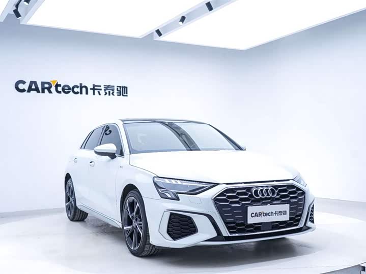 Audi A3 2023 Sportback 35 TFSI Sport — фото 6