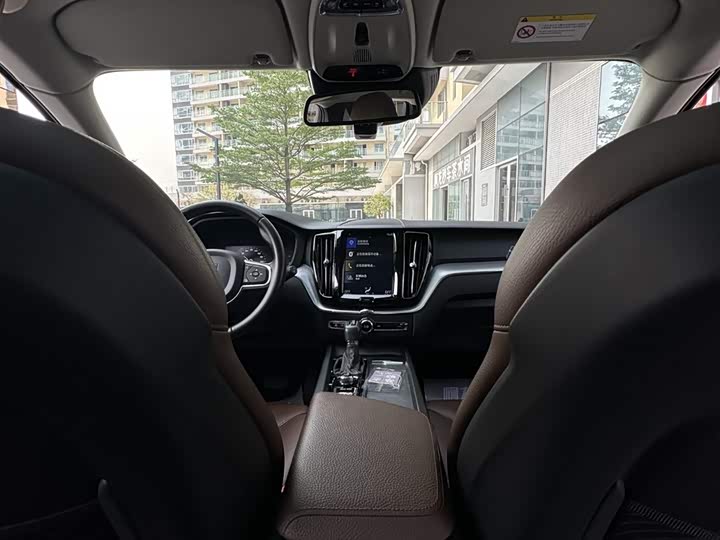 Volvo XC60 2020 T 5 4 WD — фото 18