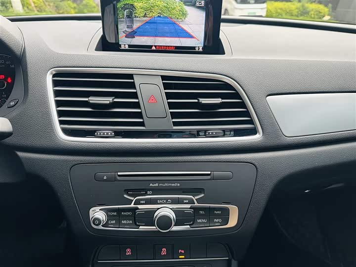 Audi Q3 2018 30 35 TFSI Sport — фото 13
