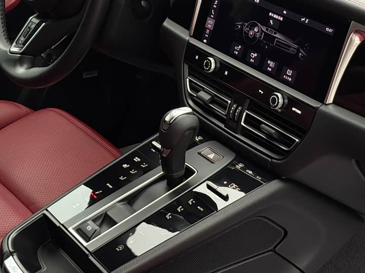 Porsche Macan 2022 Macan S 2.9 T — фото 19