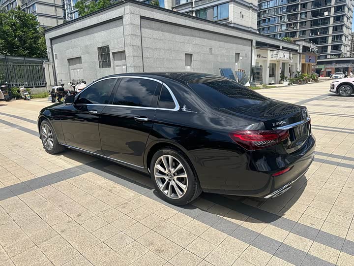 Mercedes-Benz E-Class 2016 E 200 L — фото 10