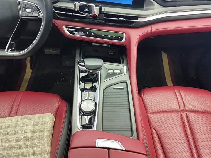 Changan CS75 PLUS 2020 2.0 T AT — фото 16