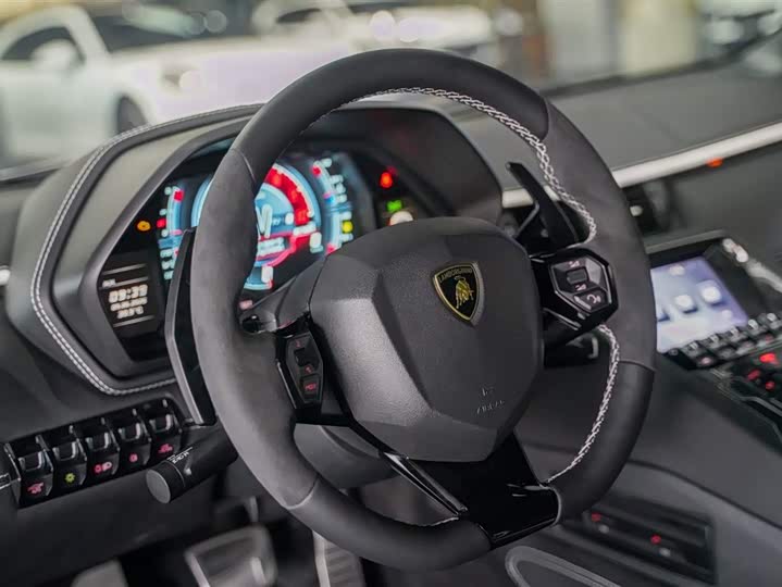 Lamborghini Aventador 2017 Aventador S — фото 27