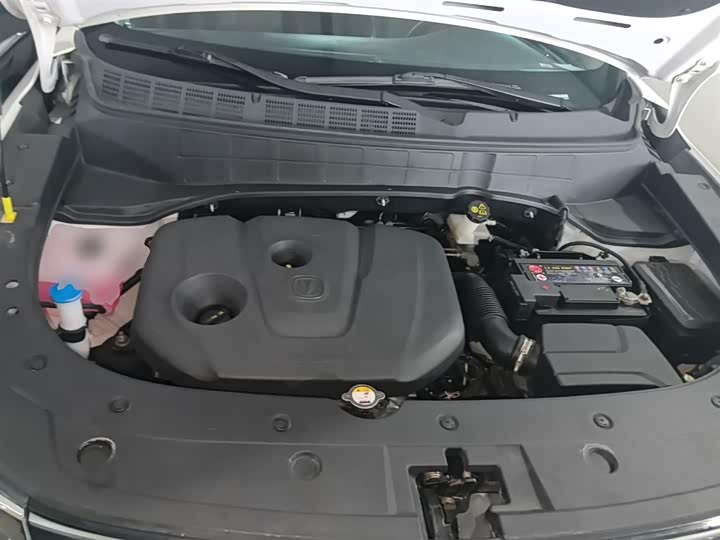 Changan CS35 PLUS 2019 1.6 L MT — фото 20