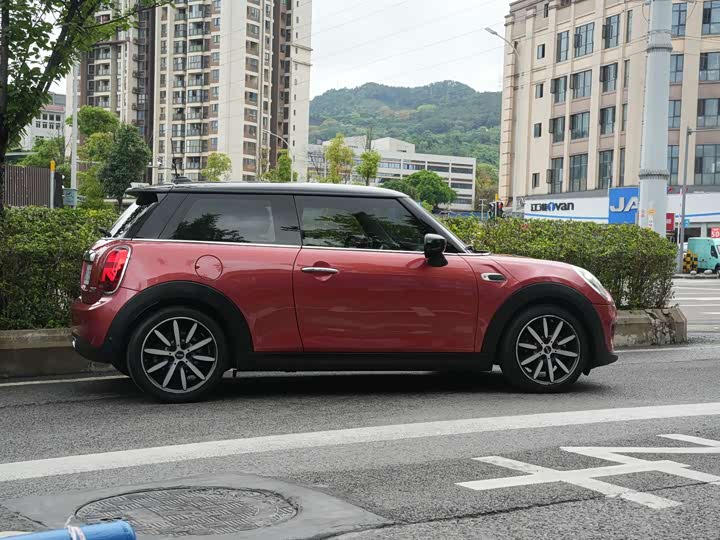 MINI Hatch — фото 17
