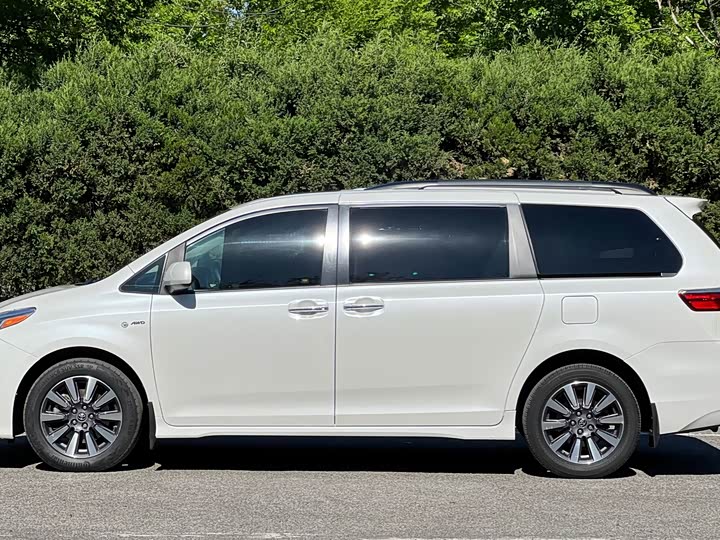 Toyota SIENNA 2019 3.5 L AT — фото 7