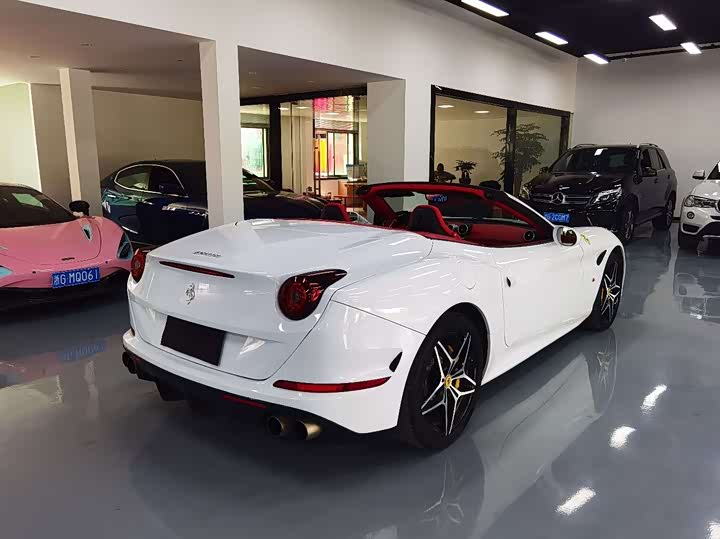 Ferrari California 2015 3.9 T Standard — фото 5