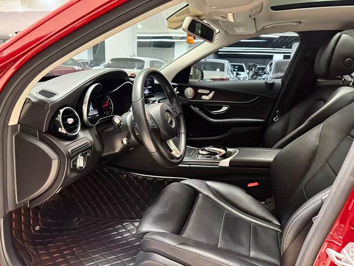 Mercedes-Benz C-Class 2018 C 200 L — фото 4