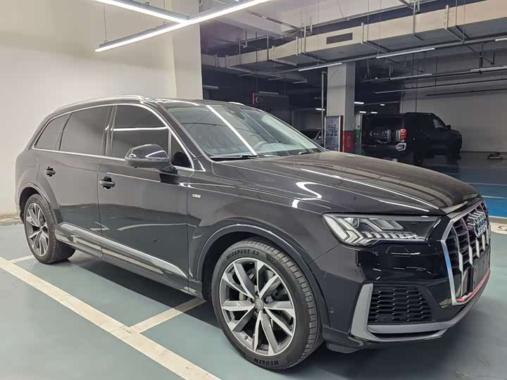 Audi Q7 2020 55 TFSI quattro S line Premium — фото 3