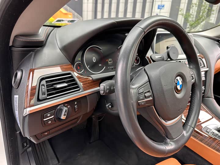 BMW 6-Series 2016 640i Gran Coupe — фото 11