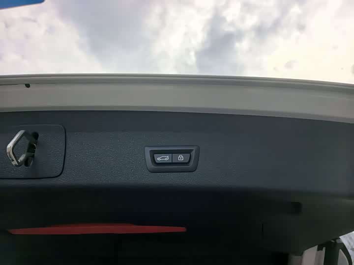 BMW X1 2019 s Drive 20 Li Leading — фото 19